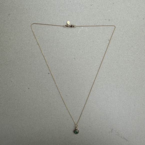 Pyrrah Emerald 14k gold necklace - Picture 3 of 3